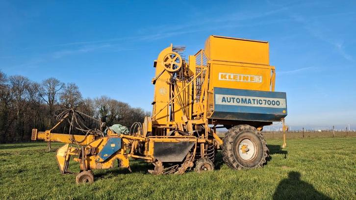 Kleine automatic 7000 bietenrooier, Articles professionnels, Agriculture | Outils, Cultures, Moissonneuse, Enlèvement