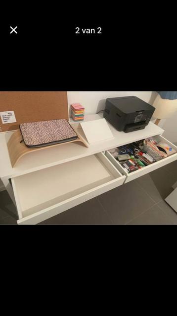 Ikea bureau beschikbaar voor biedingen