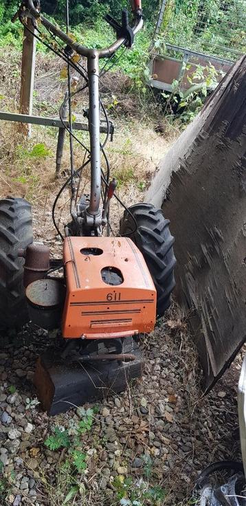 Motoculteur beschikbaar voor biedingen