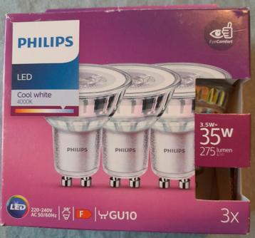 3 x Philips LED Cool white beschikbaar voor biedingen