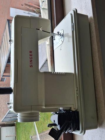 Te koop naaimachine Singer 2604c beschikbaar voor biedingen