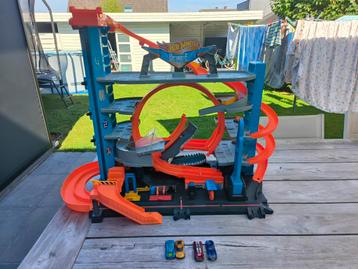 Hot Wheels city ultieme garage  beschikbaar voor biedingen
