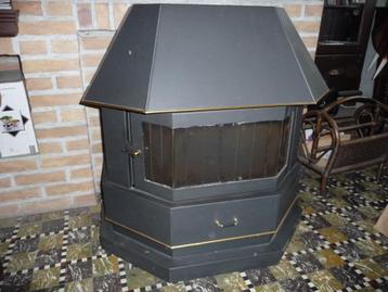 Mazoutkachel beschikbaar voor biedingen