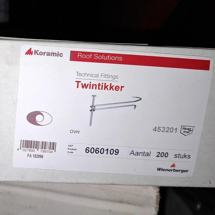 Koramic twintikker panhaken OVH (1400stuks), Bricolage & Construction, Tuiles & Revêtements de toit, Enlèvement