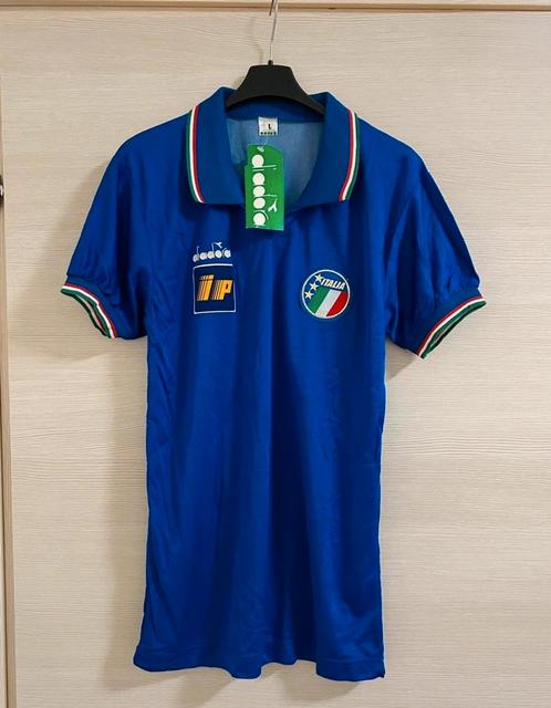 Shirt Italia 90 Diadora, Verzamelen, Sportartikelen en Voetbal, Zo goed als nieuw, Shirt, Ophalen of Verzenden