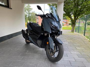Yamaha xmax 125cc 2021 ( Techmax )