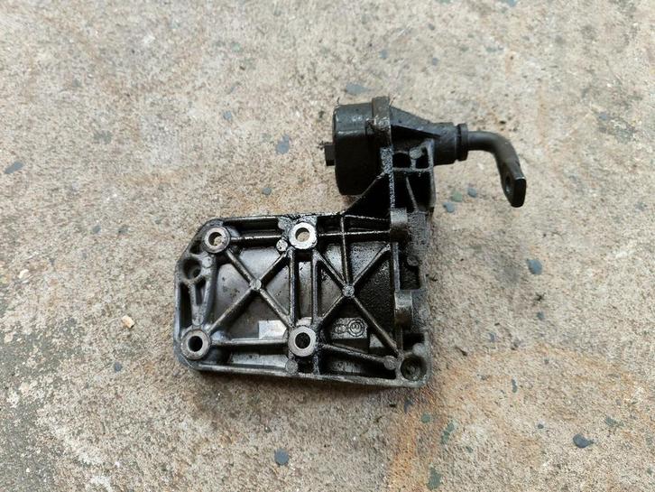 Airco compressor montage steun spanrol 3 / 5 / 7 E46 E38 E39, Auto-onderdelen, Motor en Toebehoren, BMW, Gebruikt, Ophalen of Verzenden