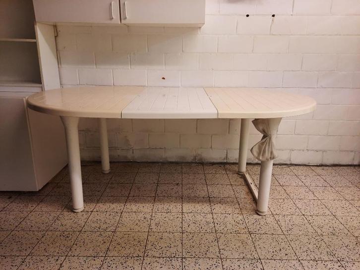 Ovale werktafel / tuintafel / harde plastic / wit, Tuin en Terras, Tuintafels, Gebruikt, Ovaal, Plastic, Ophalen