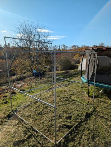 Dispositif de gymnastique au poids de corps beschikbaar voor biedingen