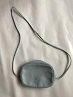 sac femme longchamp cuir très bon état, Handtassen en Accessoires, Tassen | Damestassen, Ophalen of Verzenden
