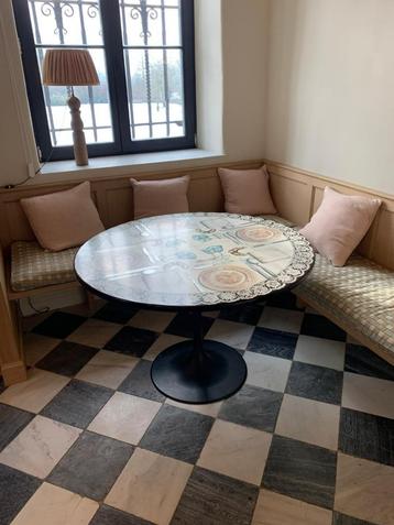 Fornasetti tafel beschikbaar voor biedingen