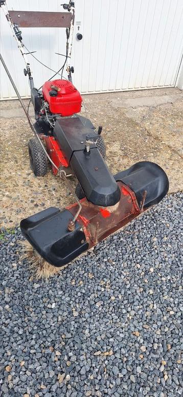 HONDA thermische borstel - Veegmachine  beschikbaar voor biedingen