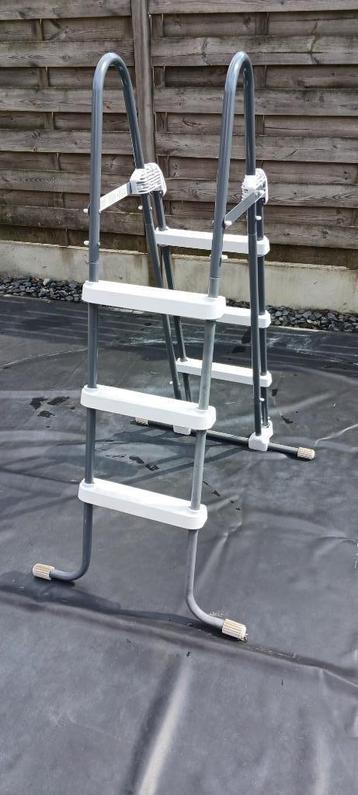 Intex ladder zwembad, Enlèvement, Utilisé, Échelle