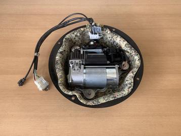 range rover III L322 2002 tot 2012 compressor luchtvering  beschikbaar voor biedingen