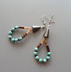 Navajo oorbellen met turkoois en heishi kralen, Handtassen en Accessoires, Oorbellen, Overige materialen, Hangers, Blauw, Nieuw