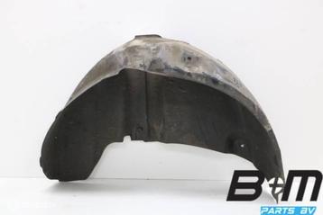 Wielkuipbekleding rechtsachter VW Fox 8Z0810972A beschikbaar voor biedingen