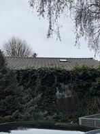 Dakpannen te verkrijgen, Ophalen, Steen of Klei, Zwart, Zo goed als nieuw