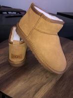 Uggs, Kleding | Dames, Schoenen, Beige, Snowboots, Nieuw, Ophalen of Verzenden