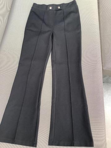 Zwarte broek Mango maat S beschikbaar voor biedingen