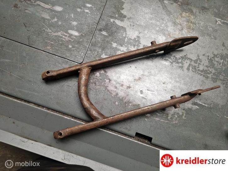 Kreidler Buffeltank achterbrug model 1968-1972 kaarsrecht, Fietsen en Brommers, Brommeronderdelen | Kreidler, Gebruikt, Ophalen of Verzenden