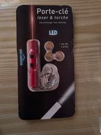 Porte clé laser et torche lampe led a piles, Enlèvement ou Envoi, Comme neuf