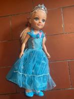 Elsa patine et chante LA REINE DES NEIGES 2 : la poupée à Prix