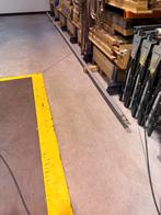 Hoekijzer 35x35x4, Ophalen, Zo goed als nieuw