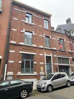 Immeuble à vendre à Charleroi, 320 m², Maison individuelle