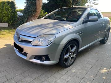 Opel Tigra 1.4 benzine automaat airco, Argent ou Gris, Achat, Entreprise, 2 portes