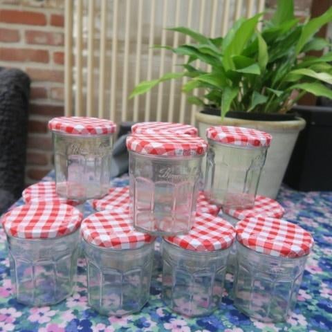 Confituurpotjes vichy rood-roze 2 voor 1€, Glas, Nieuw, Ophalen of Verzenden, Voorraadpot