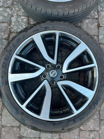 Nissan velgen 19" met zomerbanden beschikbaar voor biedingen