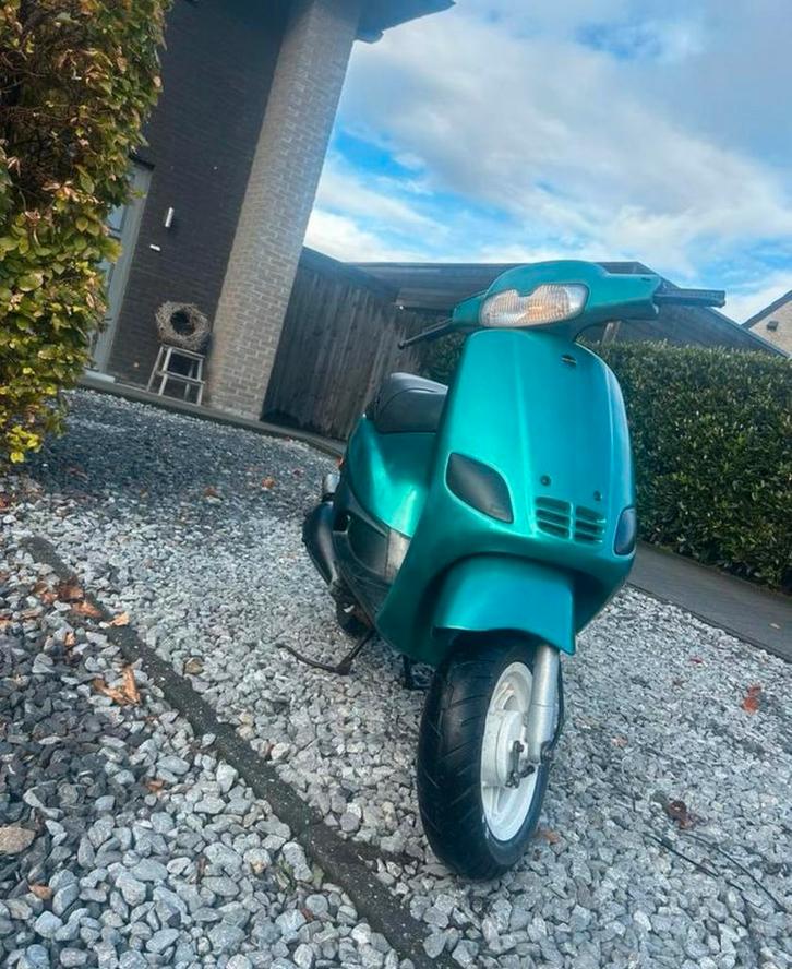 Type 3 70cc zonder paps, Fietsen en Brommers, Scooters | Piaggio, Zo goed als nieuw, Zip, Klasse A (25 km/u), Tweetakt, Ophalen of Verzenden
