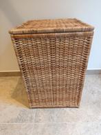 Rieten mand/wasmand, Huis en Inrichting, Woonaccessoires | Schalen en Manden, Ophalen, Zo goed als nieuw, Mand