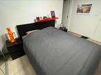 Bed met matras en 2 nachtjes, Huis en Inrichting, Slaapkamer | Boxsprings, Ophalen, Tweepersoons, Zo goed als nieuw, 200 cm