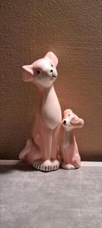 Beeldjes roze hondjes, porselein (kan ook apart), Ophalen of Verzenden, Dier