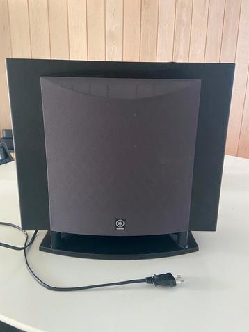 Yamaha subwoofer system YST-FSW100 beschikbaar voor biedingen