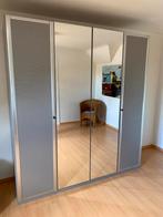 Garderobe/kast/dressing, Ophalen