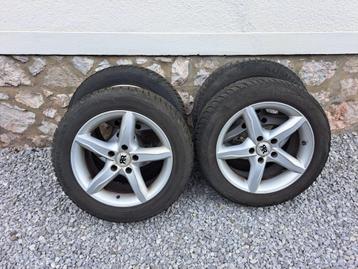 4 roues montées en Pneus Neige - A VENDRE beschikbaar voor biedingen