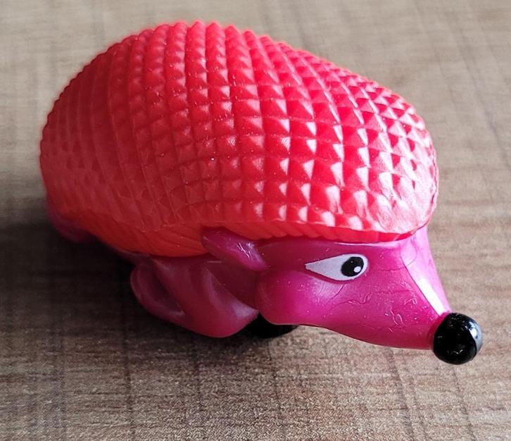 Oud verzamelfiguurtje van Ferrero: Egeltje, Verzamelen, Poppetjes en Figuurtjes, Zo goed als nieuw, Ophalen of Verzenden