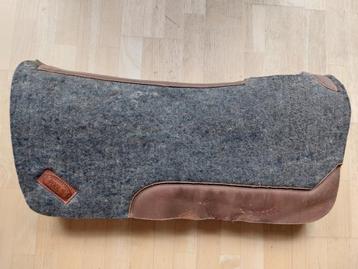 Tapis Western feutre épais POOL'S beschikbaar voor biedingen
