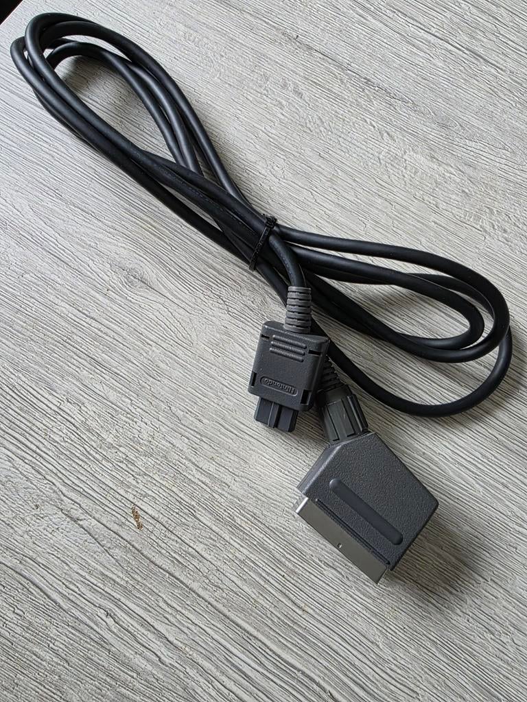Câble péritel Scart officiel Super Nintendo SNES, Enlèvement ou Envoi, Utilisé, Super NES, Chargeur ou Câble