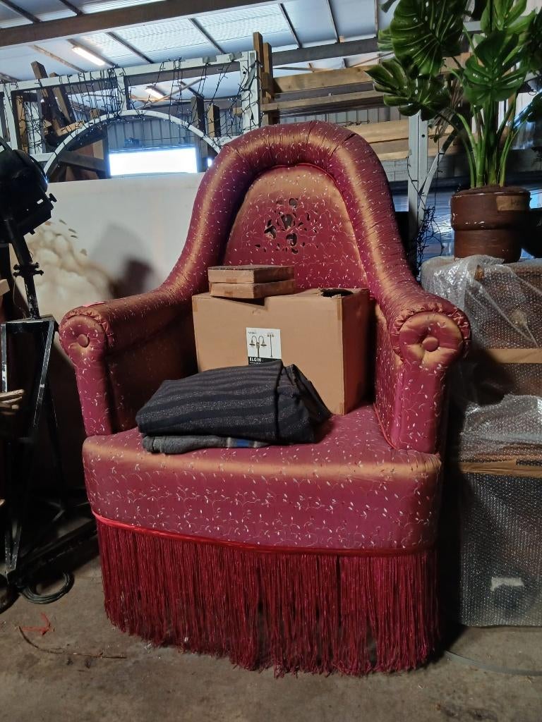 Lot de 2 trônes, Antiquités & Art, Curiosités & Brocante, Enlèvement