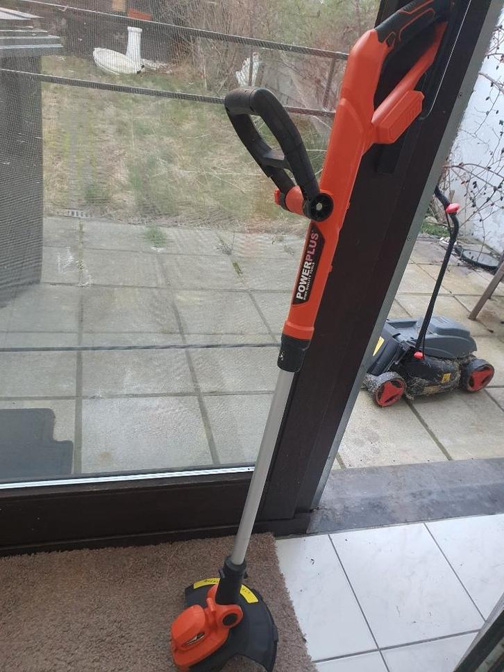 POWERPLUS POWDPG7546 ACCU KANTENMAAIER 40V LI 300MM, Jardin & Terrasse, Coupe-bordures, Utilisé, Batterie, Moins de 10 cm, Enlèvement