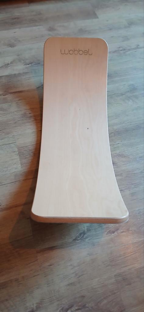 Wobbel balansbord (origineel) met vilt – goede staat, Kinderen en Baby's, Speelgoed | Hobbelfiguren, Ophalen