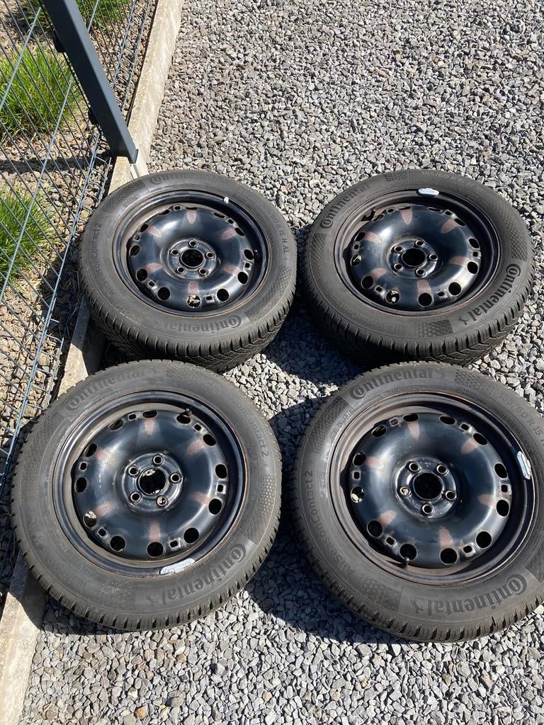 Roues avec pneus 4 saisons Continental 185/60 R15 VW Polo V, Auto-onderdelen, Banden en Velgen, Ophalen, Gebruikt, 15 inch, Banden en Velgen
