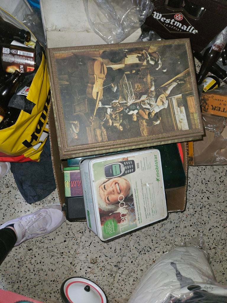 Metalen antieke koffie/koek blikken, Ophalen