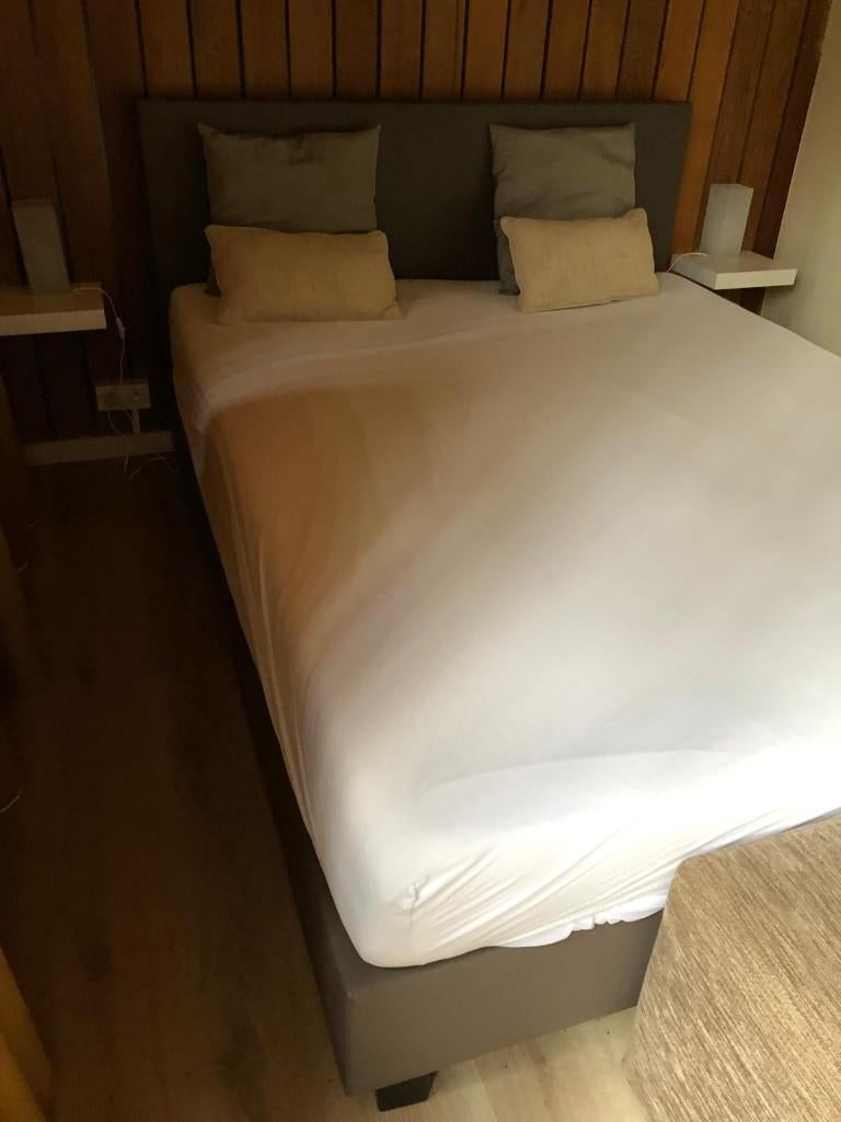 box spring bed 160 cm, Ophalen, 200 cm, 160 cm