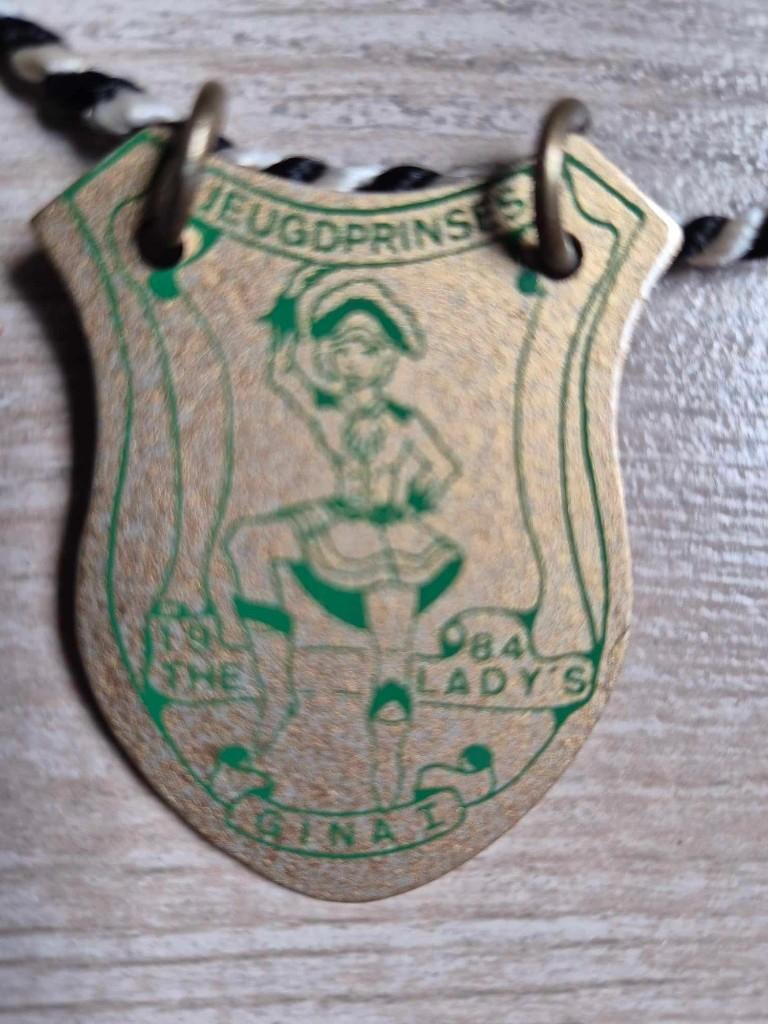 Carnaval medaille The Lady's 1984, Enlèvement ou Envoi