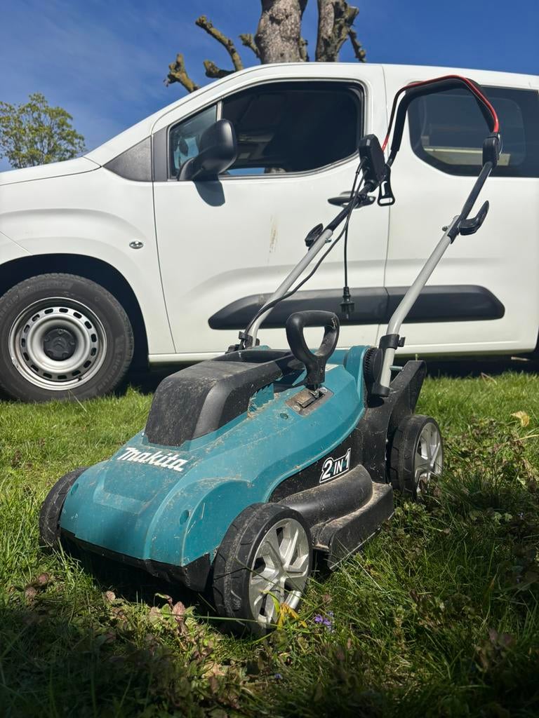 Tondeuse à gazon électrique Makita, Enlèvement, Comme neuf, Tondeuses à gazon électriques