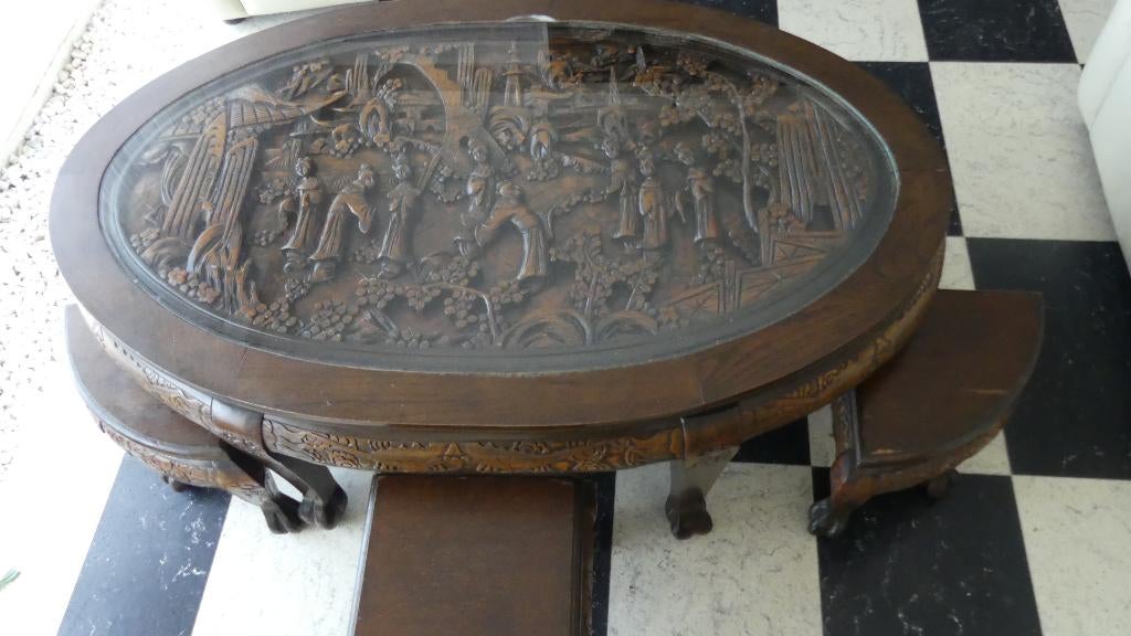 Chinese salon tafel, Ophalen
